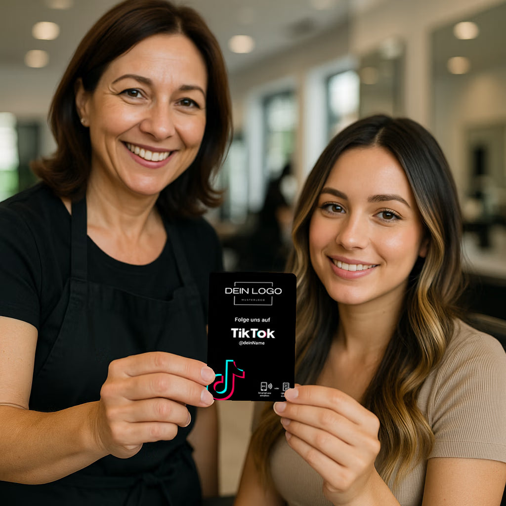 TikTok Bewertung Karte QR Code NFC mit Logo